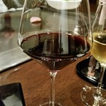 横浜うかい亭 - フランスの赤（稍重。銘柄失念。）。