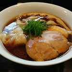 らぁ麺 すぎ本 - 醤油わんたん麺です