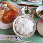惣菜・揚げ物お持ち帰りと食堂マルテン - 日替わり５００円（海老フライは別