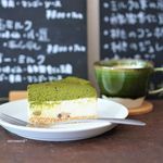 ひだまり菓子店 - 抹茶ミルクチーズケーキ、コーヒー