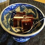 和み茶屋 - [料理] 黒糖の羊羹 生クリーム仕立て プレート全景♪ｗ