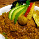 アプランティ - 11月〜12月の限定メニューは、
      アボカドキーマカレー（ココナッツ風味）990円税込