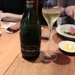 アカ - 泡：Agusti Torello Mata Brut Reserva Cava/SPAIN