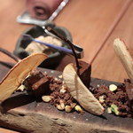 アカ - 生チョコとチップス