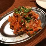焼肉 八虎 - キムチ