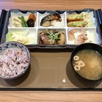 Yayoi Ken - 彩定食、790円です。