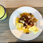 ビュッフェレストラン スリユン - フレンチトーストフルーツ乗せ 2016/09/18