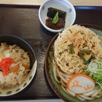 立山そば - かき揚げうどんのご飯セット(税込み650円)