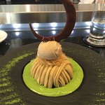 トシ・ヨロイヅカ 東京 - 