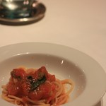 イノウエ グリリア - フルーツトマトのパスタ