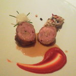 レ セゾン - 11.4.22乳飲み仔羊とフォワグラのロースト チェリー、オッソ イラティ、シピロン