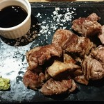 CarneTribe 肉バル - みなせ牛のサイコロステーキ  2,480円