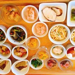 欧風カレー工房チロル - 選べる前菜はいろいろとあります‼