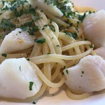 フォルトゥーナ - ホタテのペペロンチーノ  ホタテデカイ！