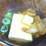 まやのやかた - 豆腐とキノコのお澄まし