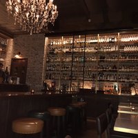 TOKYO Whisky Library - 