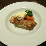 キッチン心 - 本日の鮮魚ｾｯﾄの真鯛のﾑﾆｴﾙです。