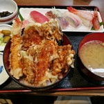 市場食堂 - 天丼とにぎり寿司９８０円