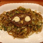 菜鶏 - 野菜たっぷり特製ドロ焼きそば(パスタ麺のアルデンテ)