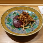 寿しの吉乃 - 2017.11 戻り鰹藁焼き、エシャロット