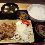 うま味処　つるき屋 - 豚生姜焼き定食