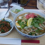 タイレストラン 沌 - タイ風チャーシュー麺にプラスチャーハン