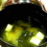 むとう - 若布と豆腐の味噌汁