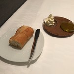 ア・ニュ ルトゥルヴェ・ヴー - パン