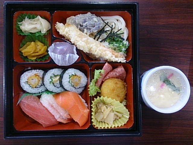 札幌海鮮丸 鶴岡店 - 鶴岡（寿司）の写真