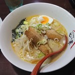 Honkaku Chuuka Ryouri Seika - 豚骨ラーメン：600円