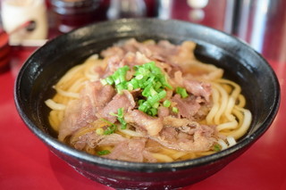 山下本気うどん - 肉うどん@税込880円