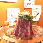 Hitsujinoyuramushabu - 山盛りタワーで登場