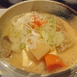 酔亭 とよ蔵 - 県産牛モツの煮込み