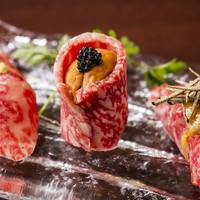 牛肉寿司3貫おまかせ盛り