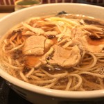 味奈登庵 - 肉南蛮そば♡   
      #食べログ的に撮るとこうなる。