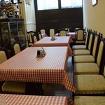 グリル十字屋 - 店内の雰囲気