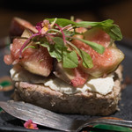 久遠の空 - 2017.11 レバーパテ クリームチーズ 無花果