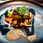 Bistro Refectorium - 真鯛のポワレ マッシュルームソース