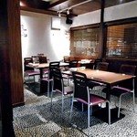 Bistro Refectorium - テーブル席