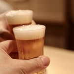 富小路 やま岸 - まずはM様とビールで乾杯！