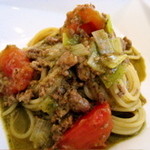 カノビアーノ アネックス - 仔羊とフレッシュトマトのラグー スパゲッティーニジェノベーゼ風味