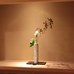 富小路 やま岸 - 店内