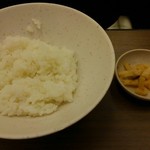 相撲料理 志可゛ - セットのご飯と漬物