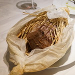 ジュエーメ - 子羊の藁包みロースト