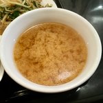 中華食堂 Pata-Pata - 日替ランチより スープ
メニューにはスープとあったが、食べてみると豚汁であった。キクラゲなども入った具は若干中華風ではあるが…。