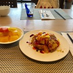 ビュッフェレストラン スリユン - 朝食バイキングで取ってきた料理 2016/09/19
