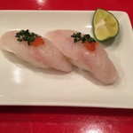 龍文支店 - 天然虎河豚の握り。