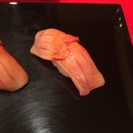 龍文支店 - 赤貝。今が旬です。