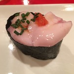 龍文支店 - 虎河豚の白子。まだ成長途中なので薄いピンク色。歯応えが有ります。