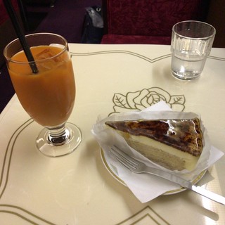 パーラーインペリアル - 